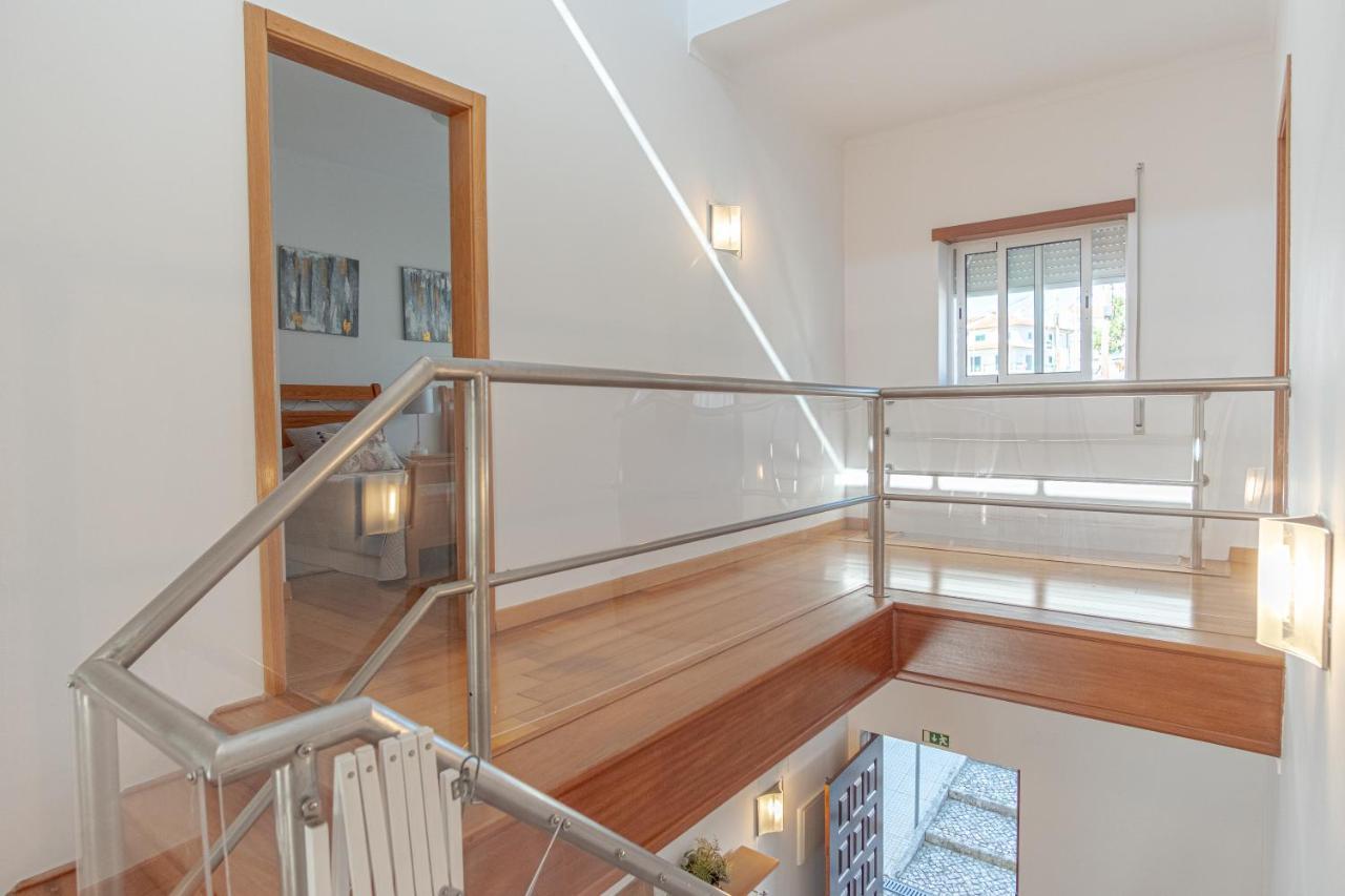 8 Rodrigues Family House - Villa With Patio 纳扎雷 外观 照片